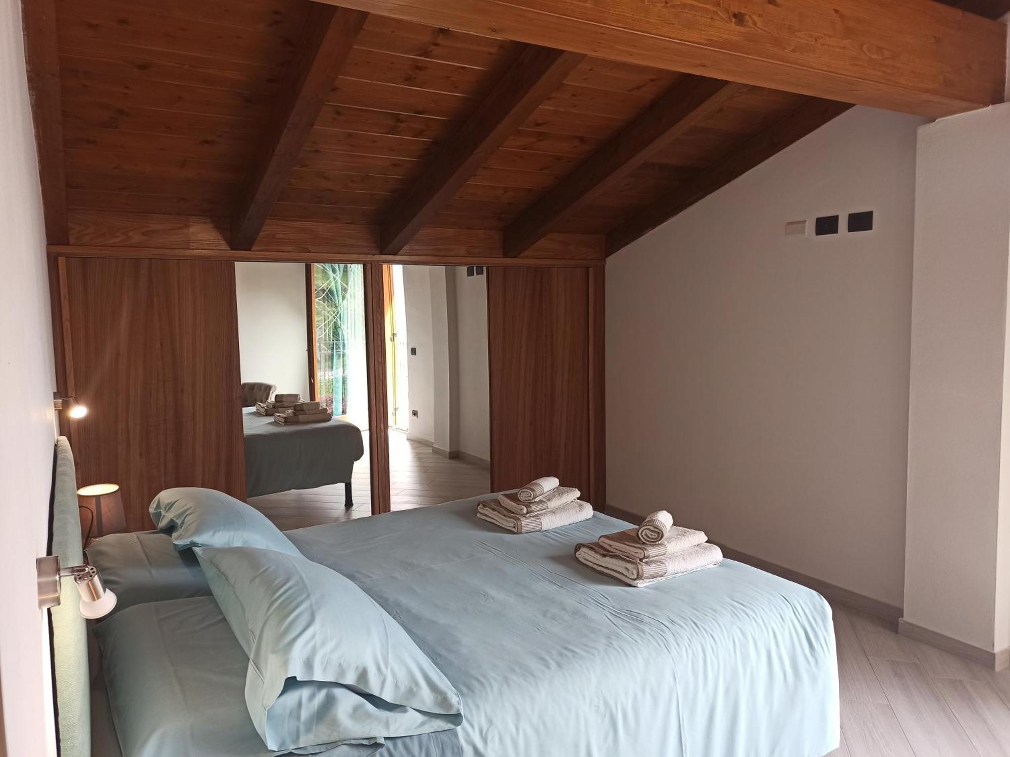 Larius Apartment - Como Lake View مانديلو ديل لاريو المظهر الخارجي الصورة